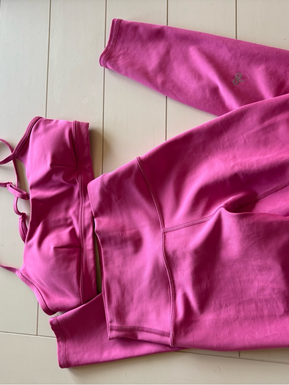 ALO Yoga Pink Sports Bra with Subtle Logo